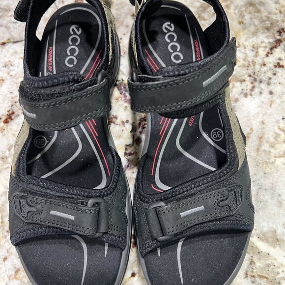 Brand New ECCO Yucatan Sandals Size EU39  Color is black/mole - Picture 1 of 6